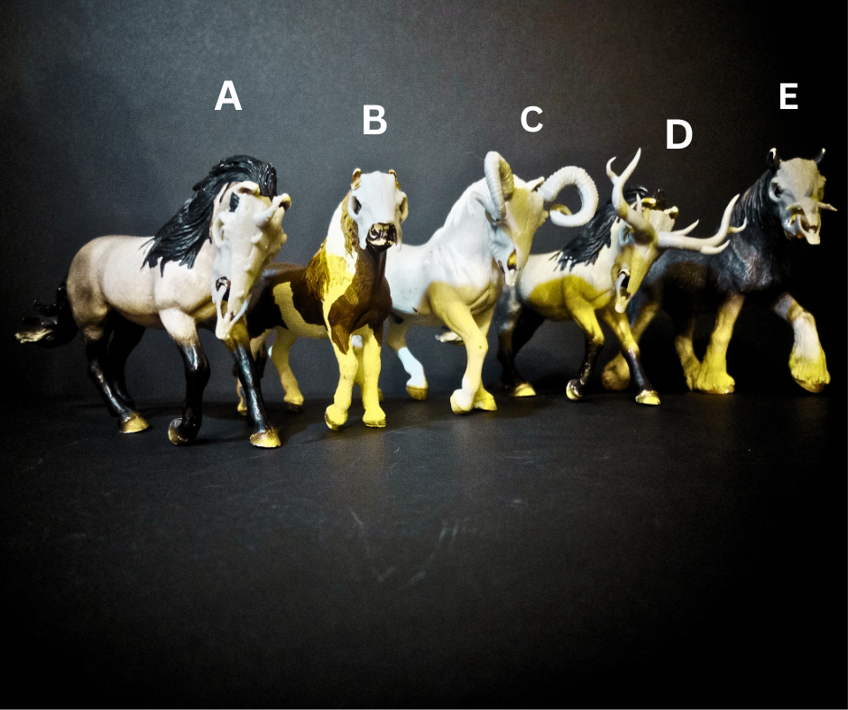 Skull masks for model horses / Exclusively available from us