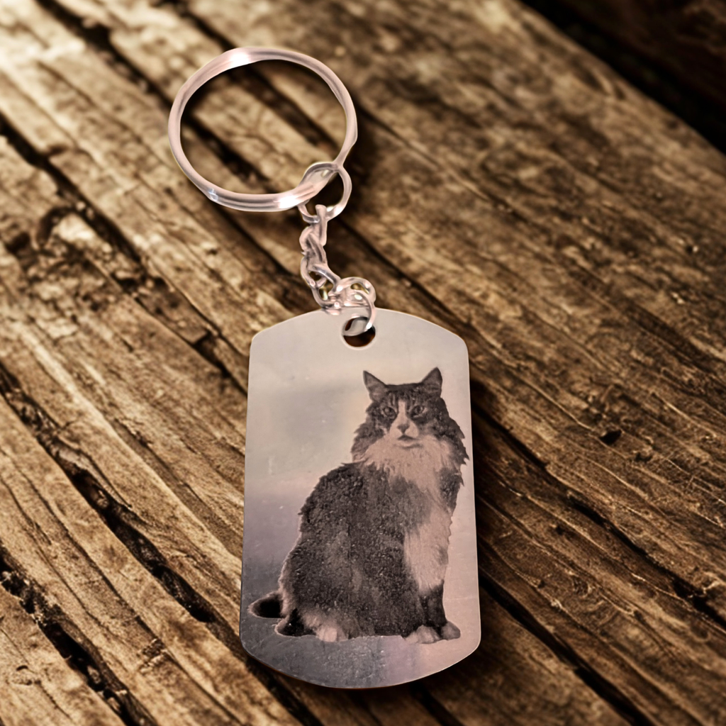 Personalized Laser-Engraved Stainless Steel Keychain / Large