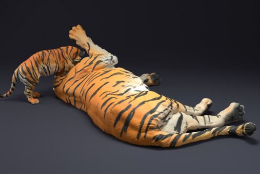 Tigre du Bengale avec bébé par Animal den Miniatures