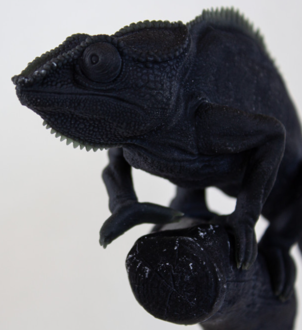 Caméléon sur une branche par Animal den miniatures