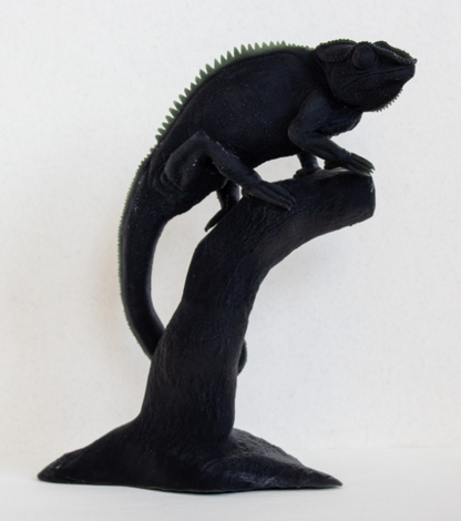Caméléon sur une branche par Animal den miniatures