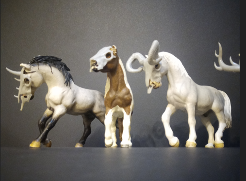 Masques de crâne pour chevaux miniatures / Disponibles exclusivement chez nous