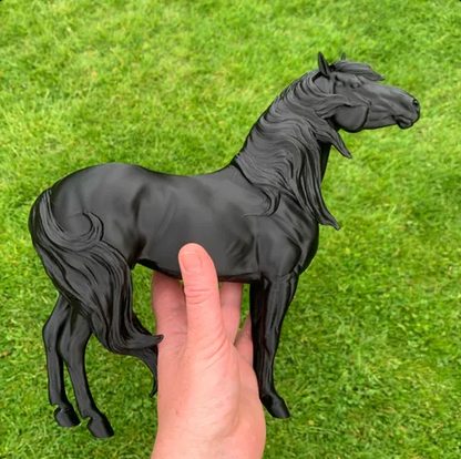 Murgese-Hengst "Duelist" von Carola Funder als 3D Druck / wehende Mähnenversion