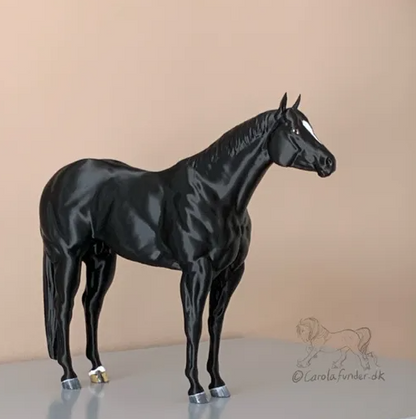 Dusty Bullfinch - Quarter Horse by Carola Funder as a model horse