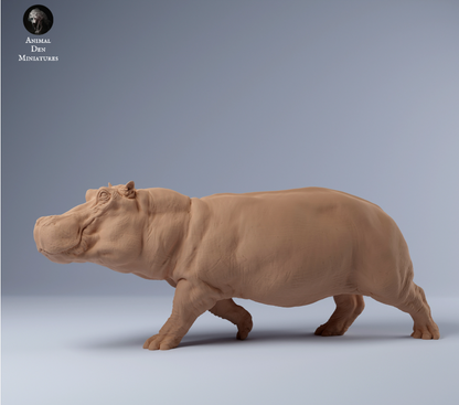 Nilpferd läuft von Animal den miniatures
