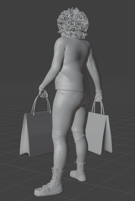 Femme avec sacs de courses (Pose n°8) / figurine en résine imprimée en 3D non peinte
