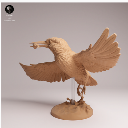 Eisvogel mit erbeutetem Fisch von Animal Den Miniatures
