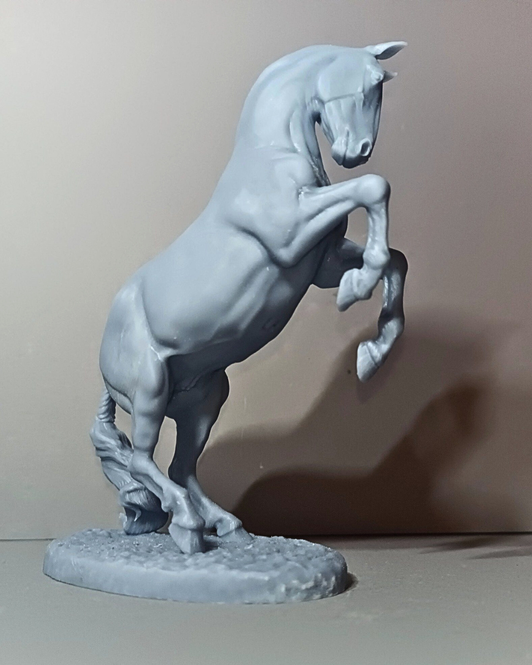 Jument andalouse "Beatriz" de Mirek_Art en impression 3D / 2 versions de queue