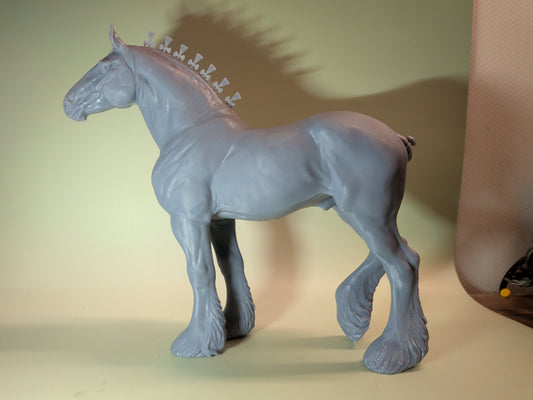 A-ware Nr. 39 Größe 1:9 - Draft Horse Hengst von BreathTime